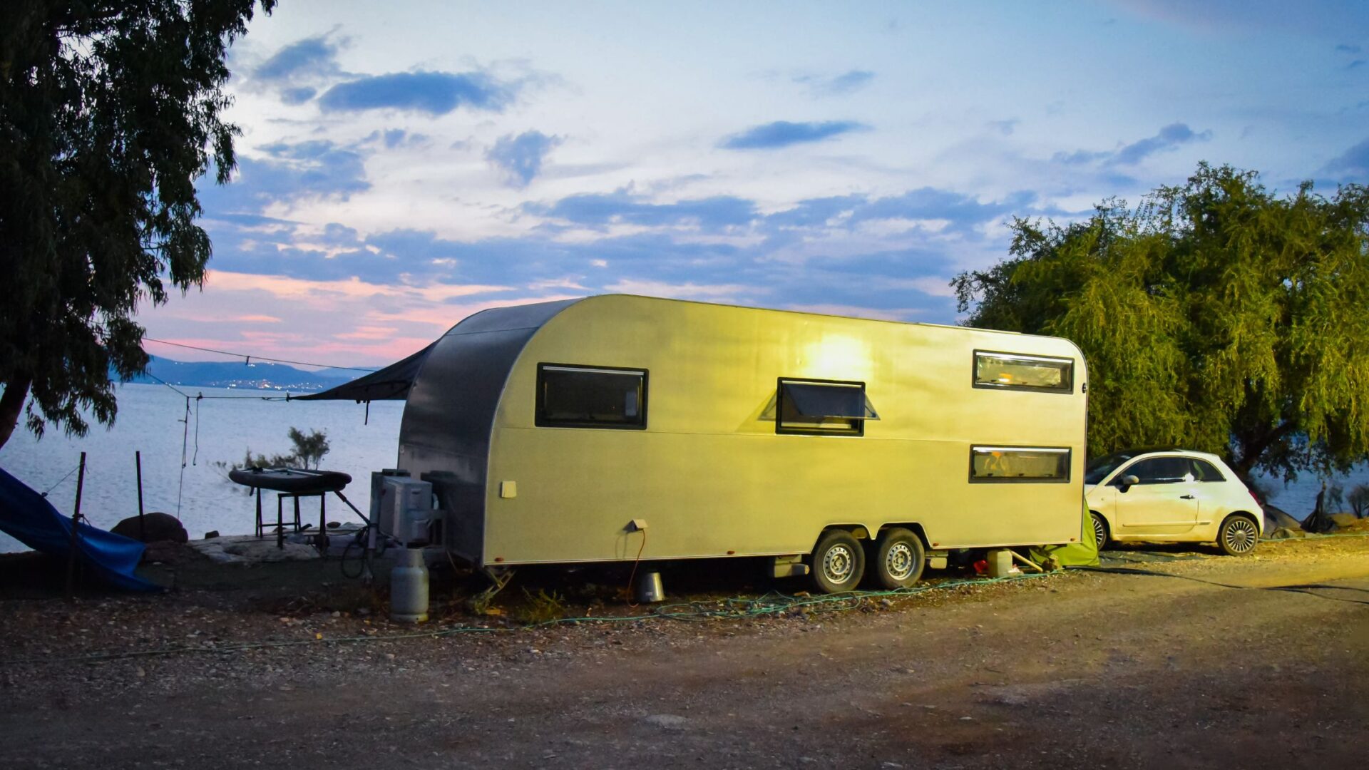 how-long-can-a-motorhome-be-parked-on-the-street-oaktree-motorhomes